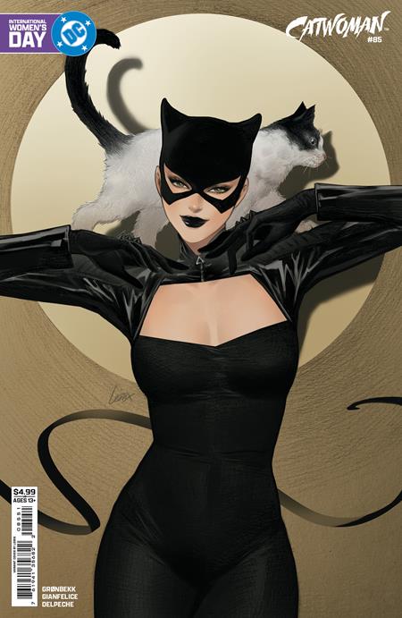 Catwoman - Comics - Image - Pop Weasel