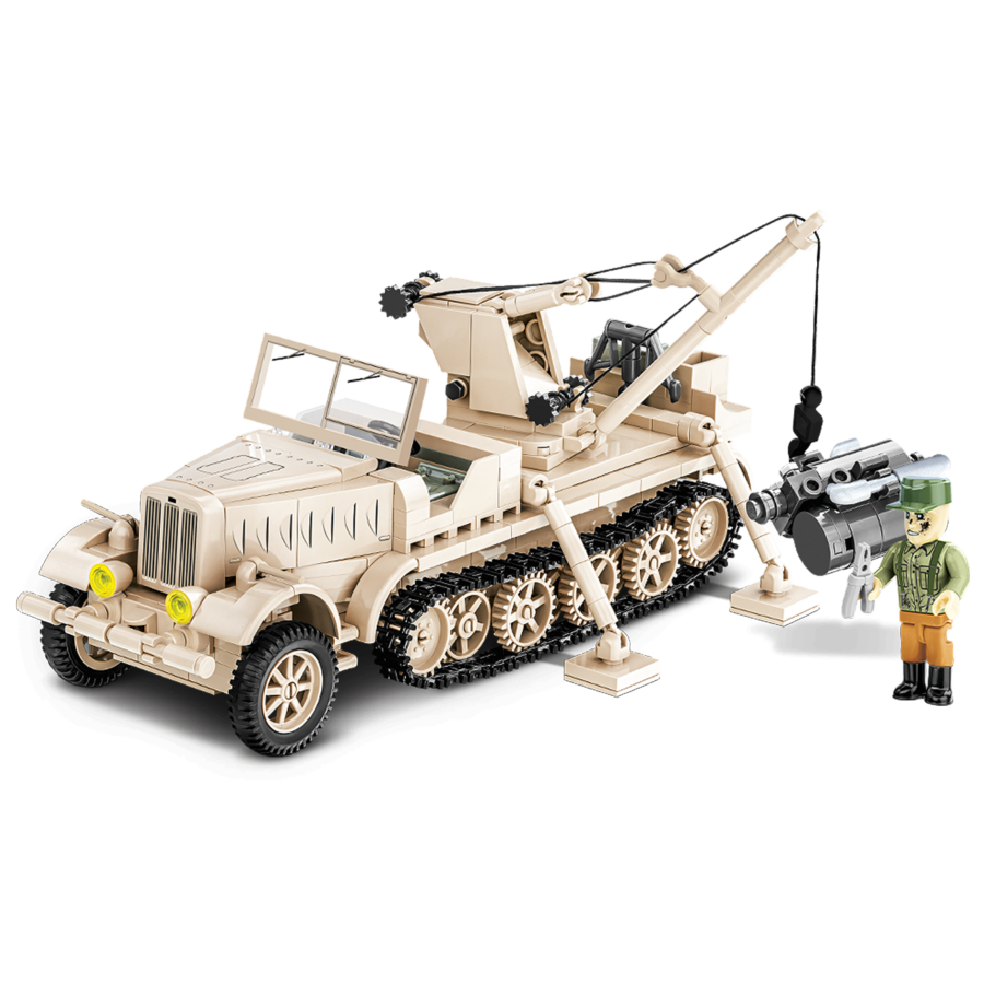 World War 2 - Sd.Kfz. 9/1 "Famo" Half-Track (502 Piece Kit) - Cobi - Model - Image - Pop Weasel