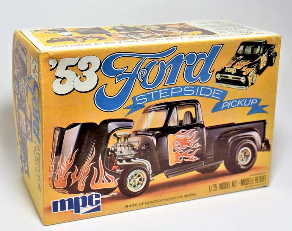 1/25 & - Model - Image - Pop Weasel