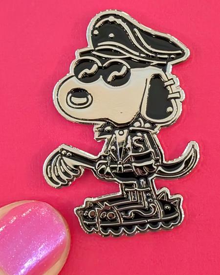 Snoop Of Finland Enamel Pin - Image